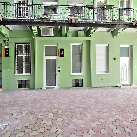 Small Sziv 3 Apartment *