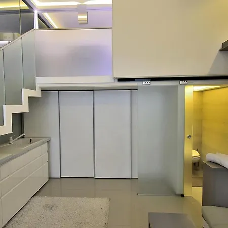Apartment Small Sziv 3 *
